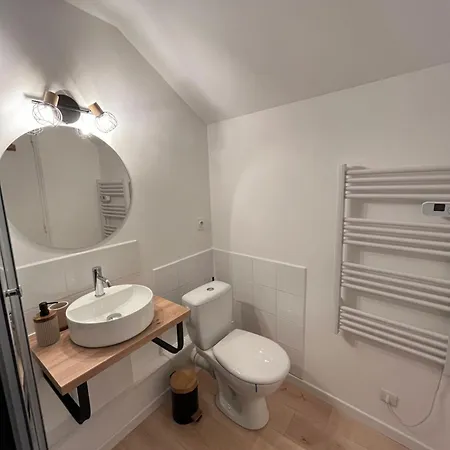 Grand Studio Cosy - A Deux Pas De La Gare Agen Exterior photo