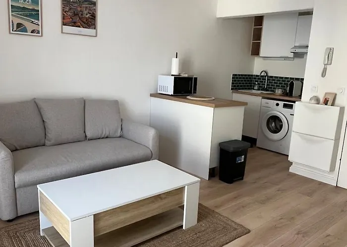 Grand Studio Cosy - A Deux Pas De La Gare